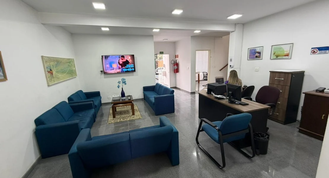 Recepção da SUORT Clínica Integrada em Perdizes, São Paulo — atendimento ortopédico humanizado com mais de 50 convênios